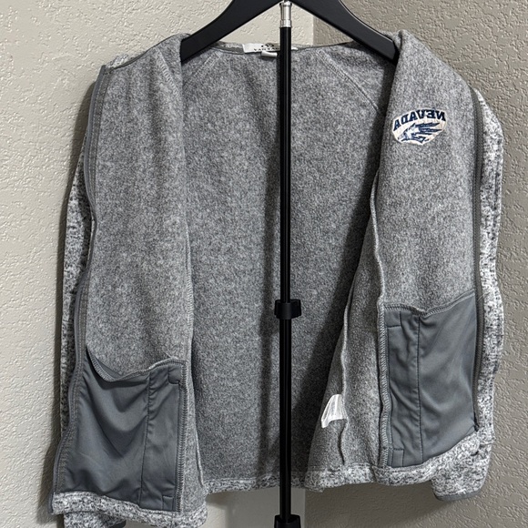 Gray UN Nevada Reno Wolfpack Full-Zip Sweatshirt - Picture 7 of 8
